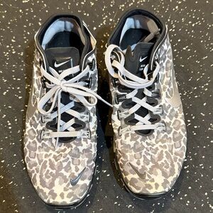 Nike Free TR Connect 2  Black/Gray Running Shoes Womens Size 8.5